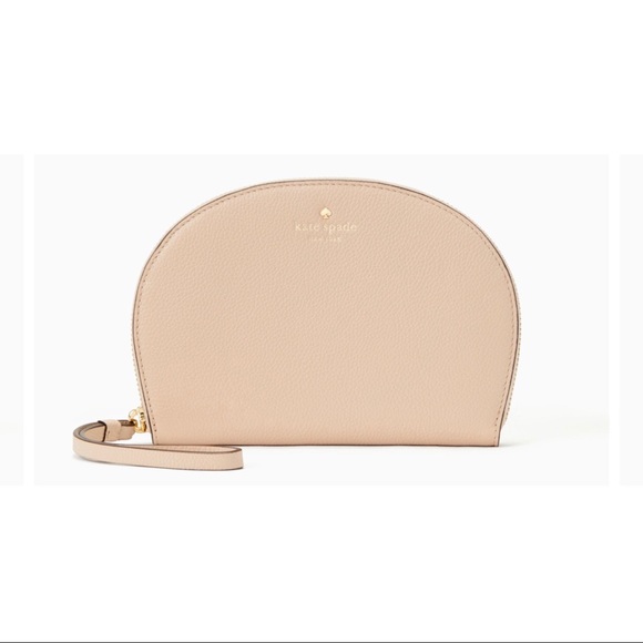 kate spade Handbags - NEW! AUTHENTIC KATE SPADE Larchmont Avenue Shara Wristlet